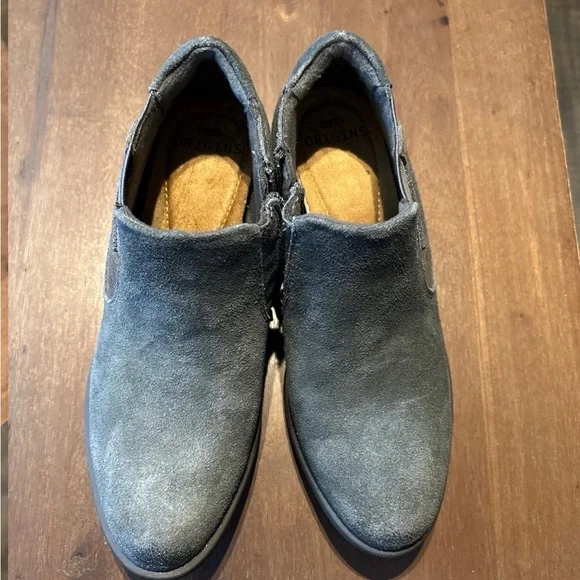 Earth Origins Denim Blue Suede Ankle Boots - Picture 2 of 3